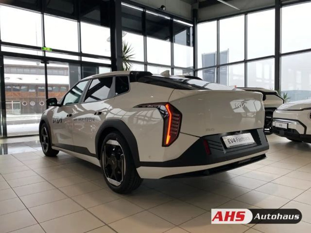Kia EV4