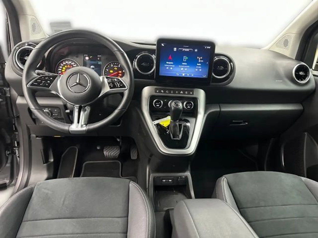 Mercedes-Benz T 180