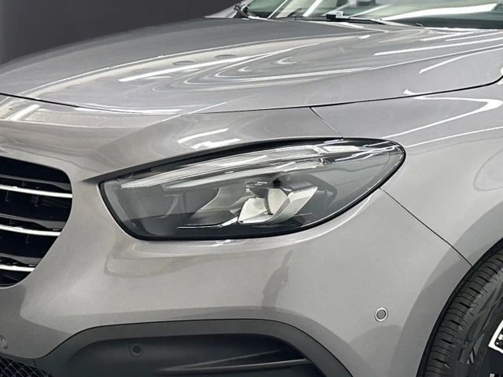 Mercedes-Benz T 180