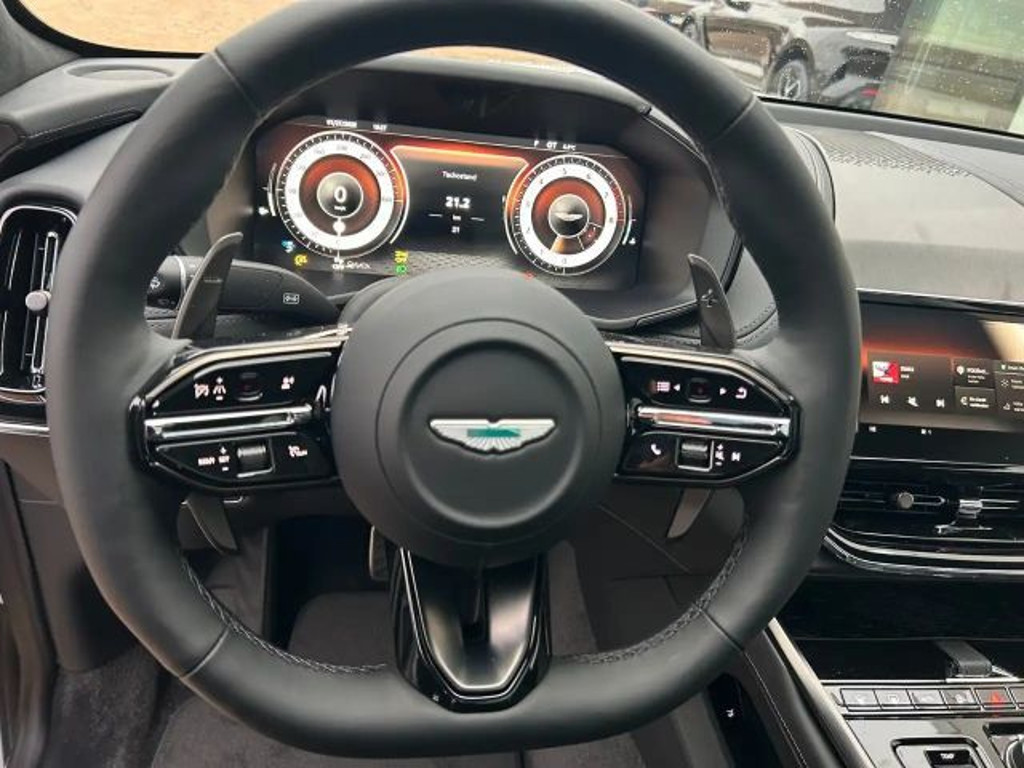 Aston Martin DBX