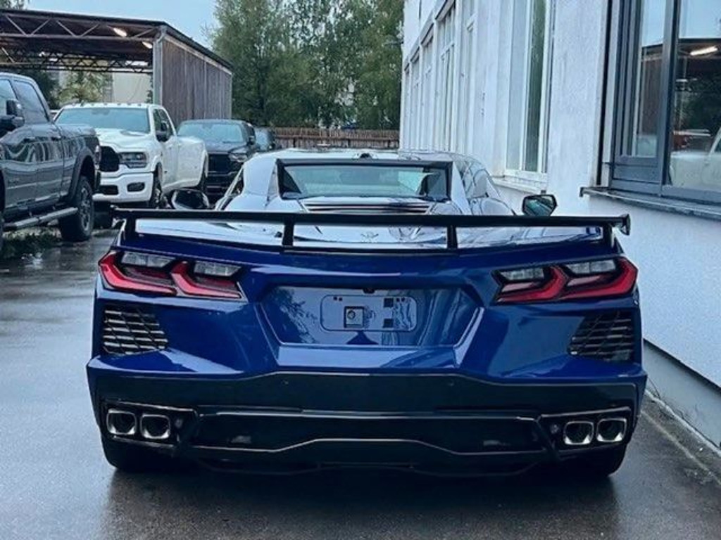 Corvette C8