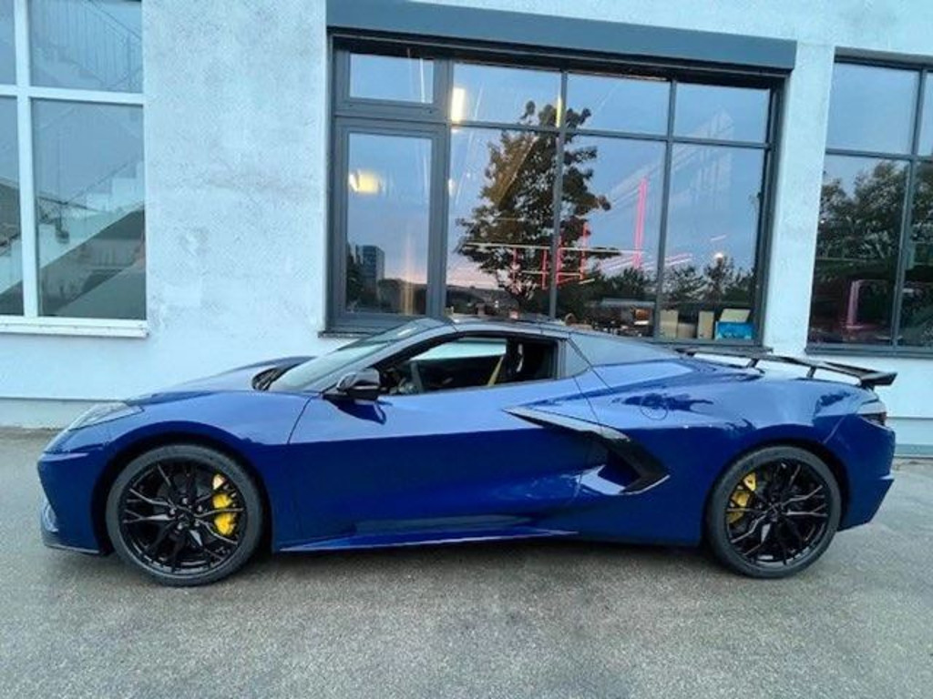 Corvette C8