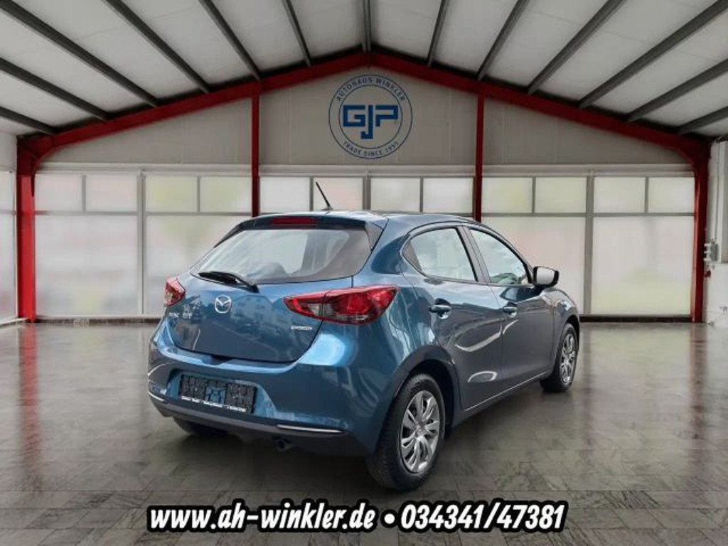 Mazda 2