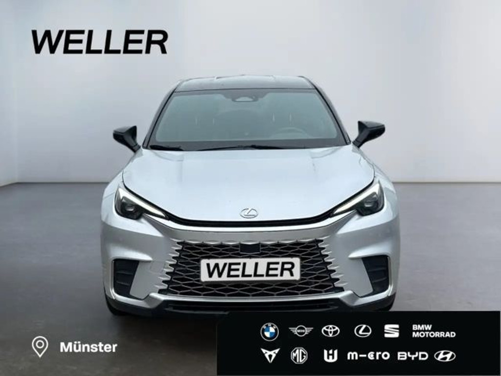 Lexus LBX