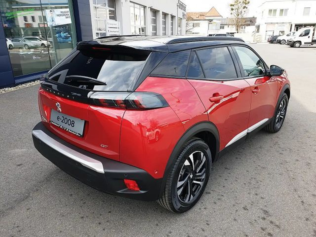 Peugeot e-2008