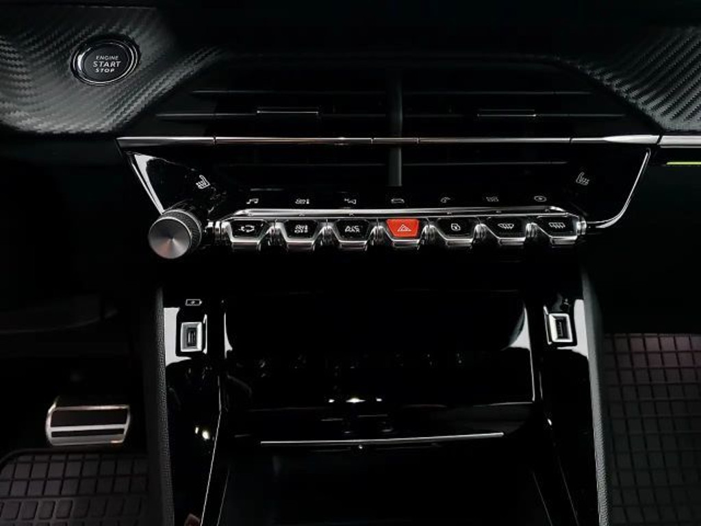 Peugeot e-2008