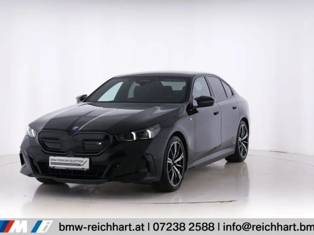 BMW i5 xDrive Sedan M60