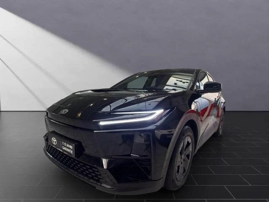 Toyota C-HR + Teamplayer 77 kw/h Kamera*SHZ*TWW*
