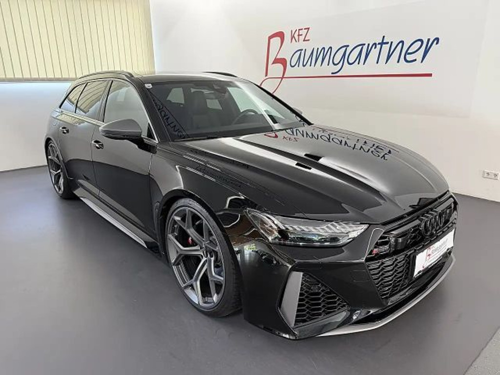 Audi RS6 Avant Quattro S-Tronic Performance