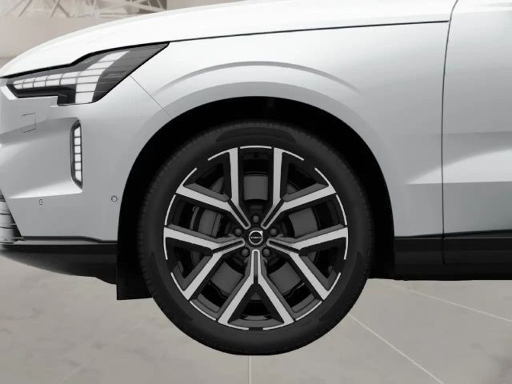 Volvo EX90