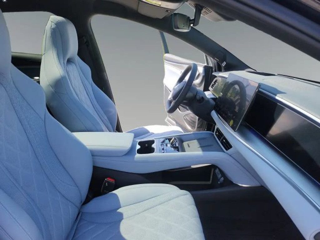 BYD Sealion 7