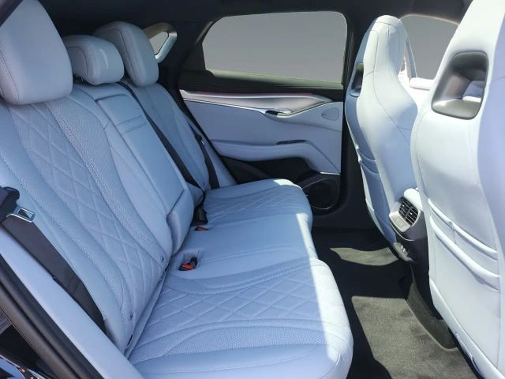 BYD Sealion 7