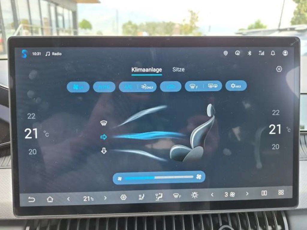 BYD Dolphin G