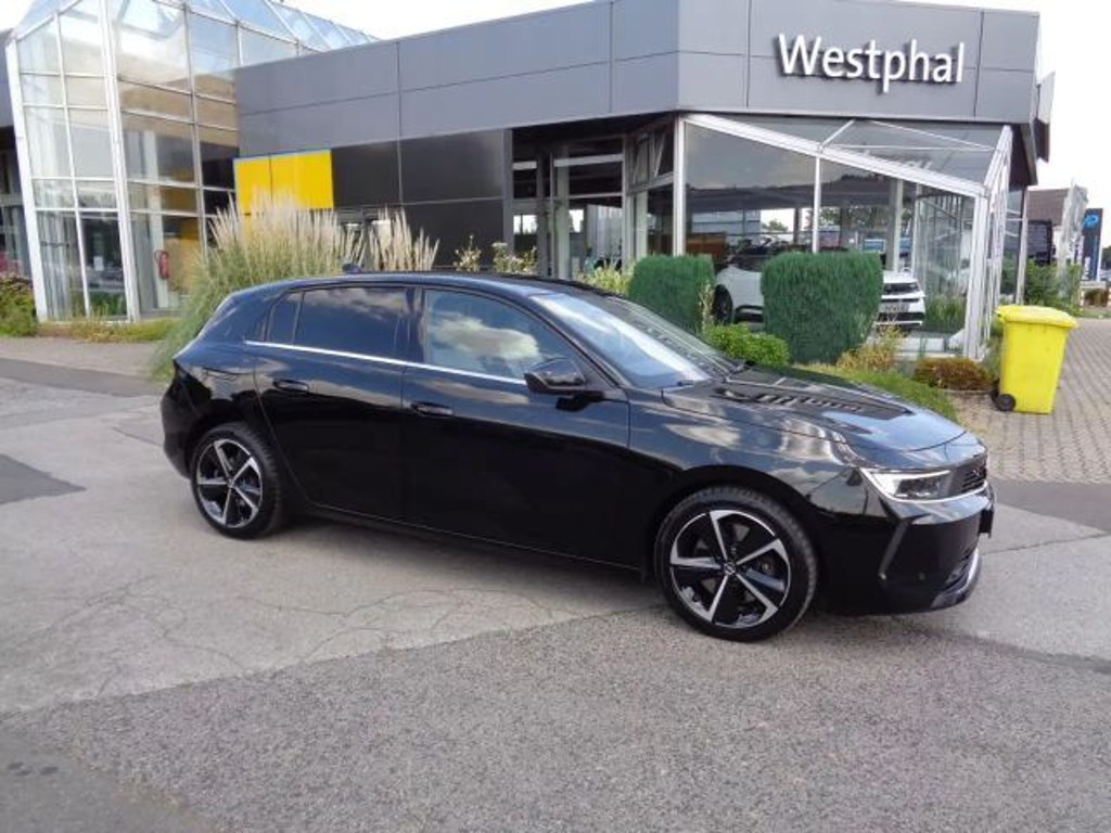 Opel Astra Innovation Hybrid Elegance