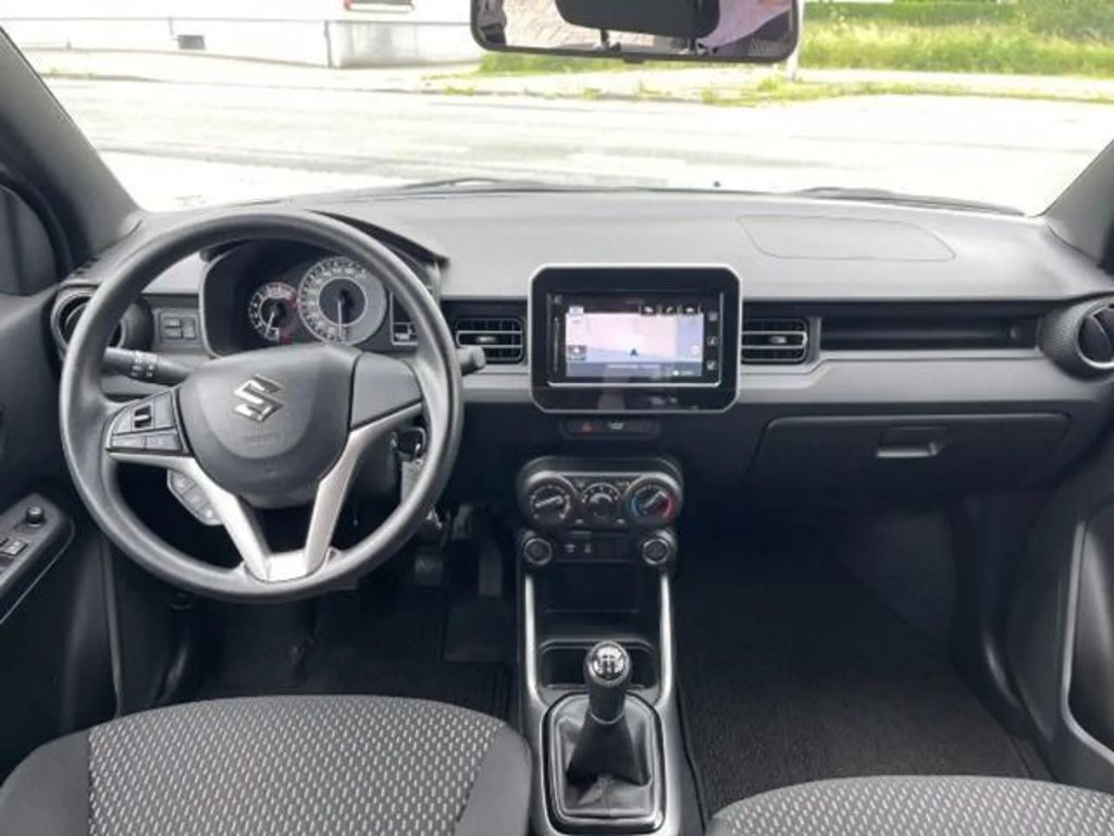 Suzuki Ignis