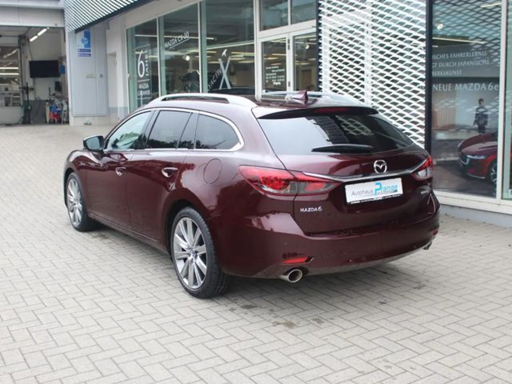 Mazda 6