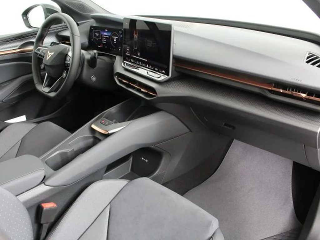 Cupra Raval