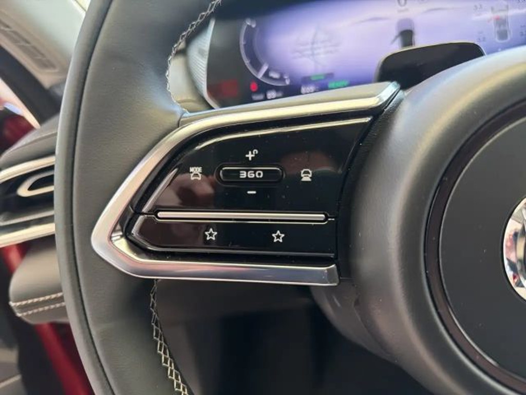 Mazda 6e