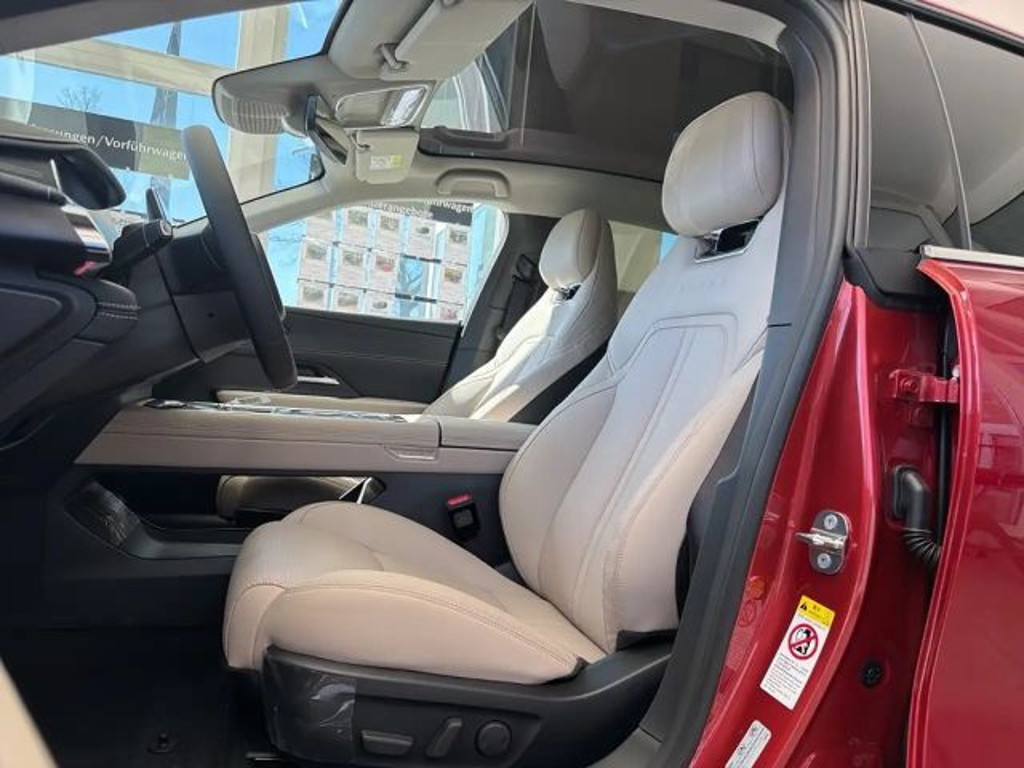Mazda 6e