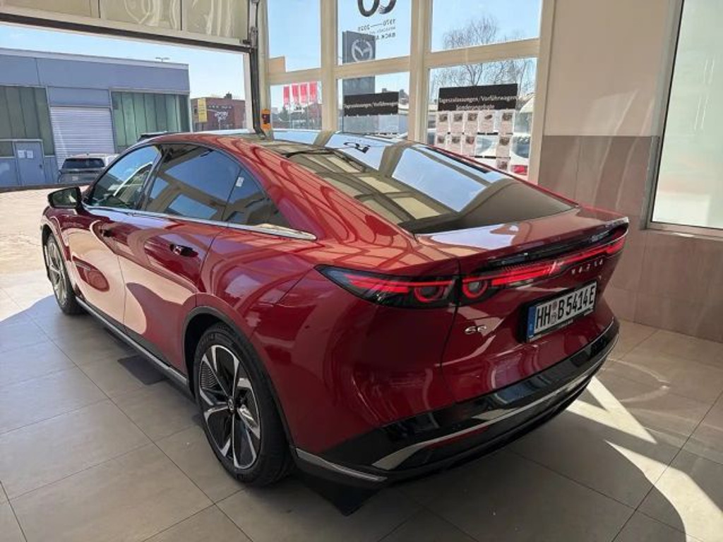 Mazda 6e