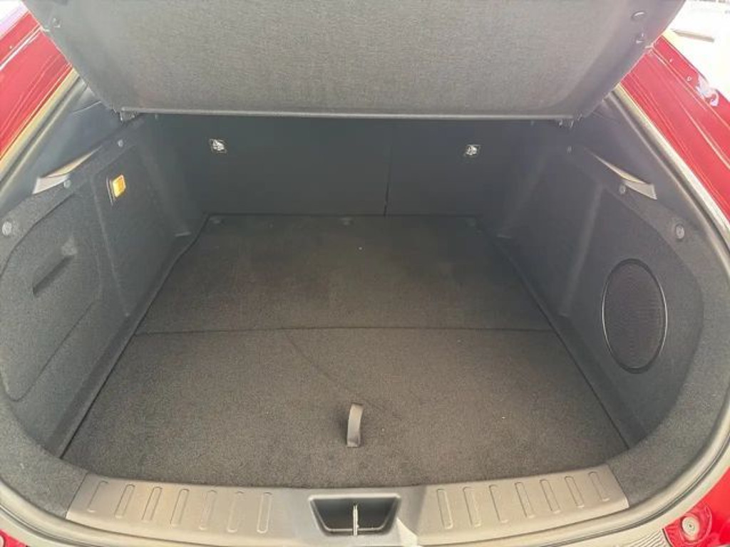 Mazda 6e