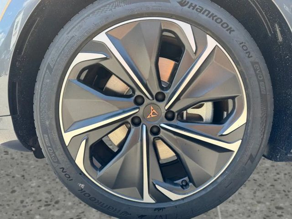 Cupra Tavascan
