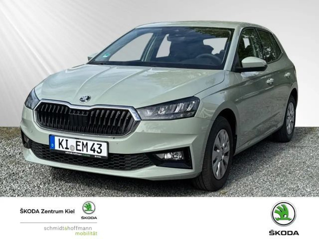 Skoda Fabia 1.0 MPI Essence Klima Einparkhilfe Sitzheizung