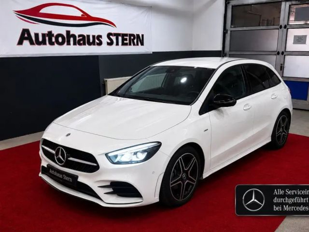 Mercedes-Benz B-Klasse B 180 AMG Line