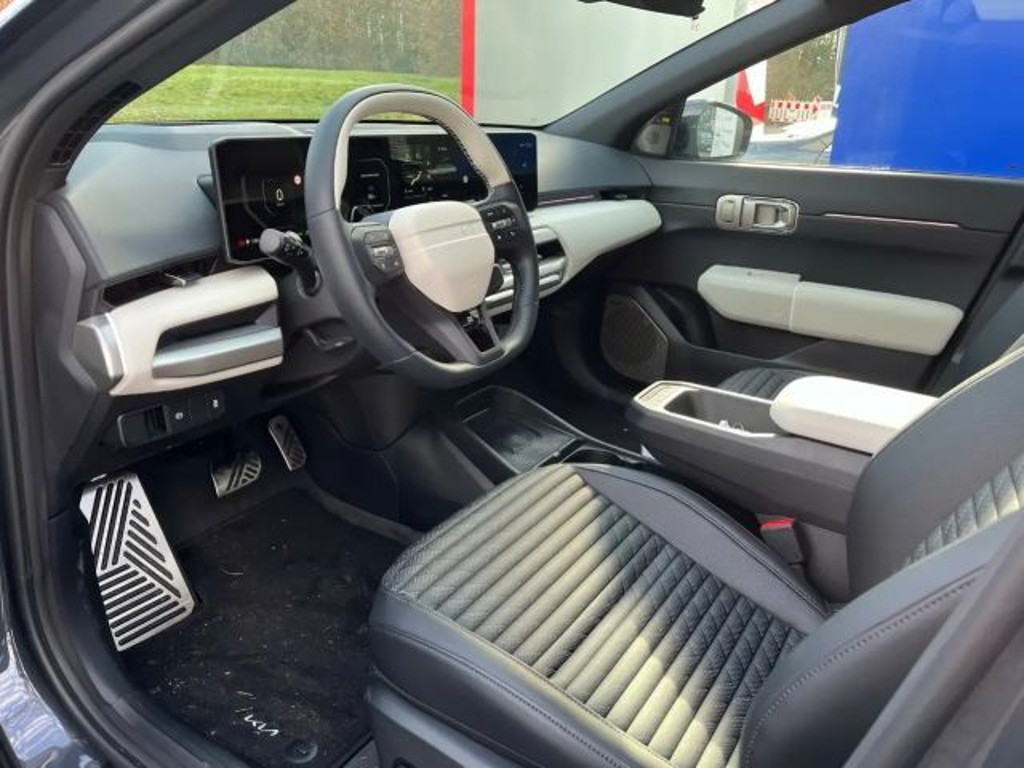 Kia EV4