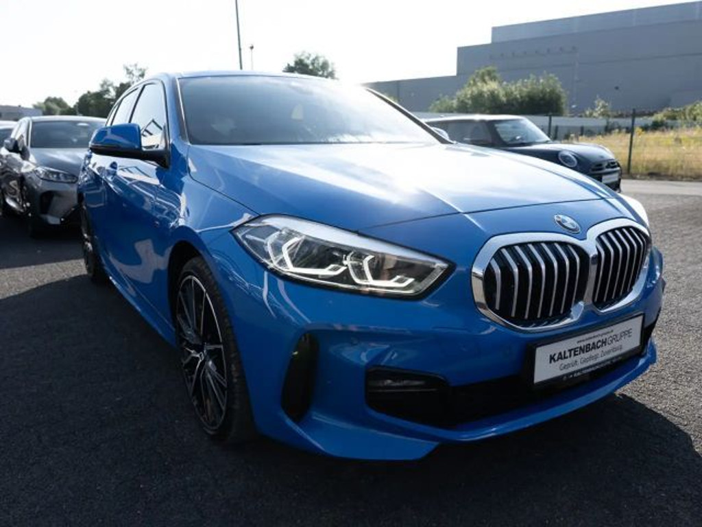 BMW 1 Serie 120 M-Sport xDrive Sedan 120d