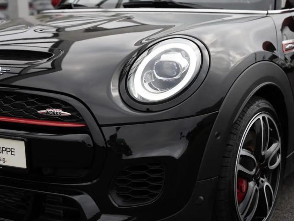 Mini John Cooper Works Cabrio