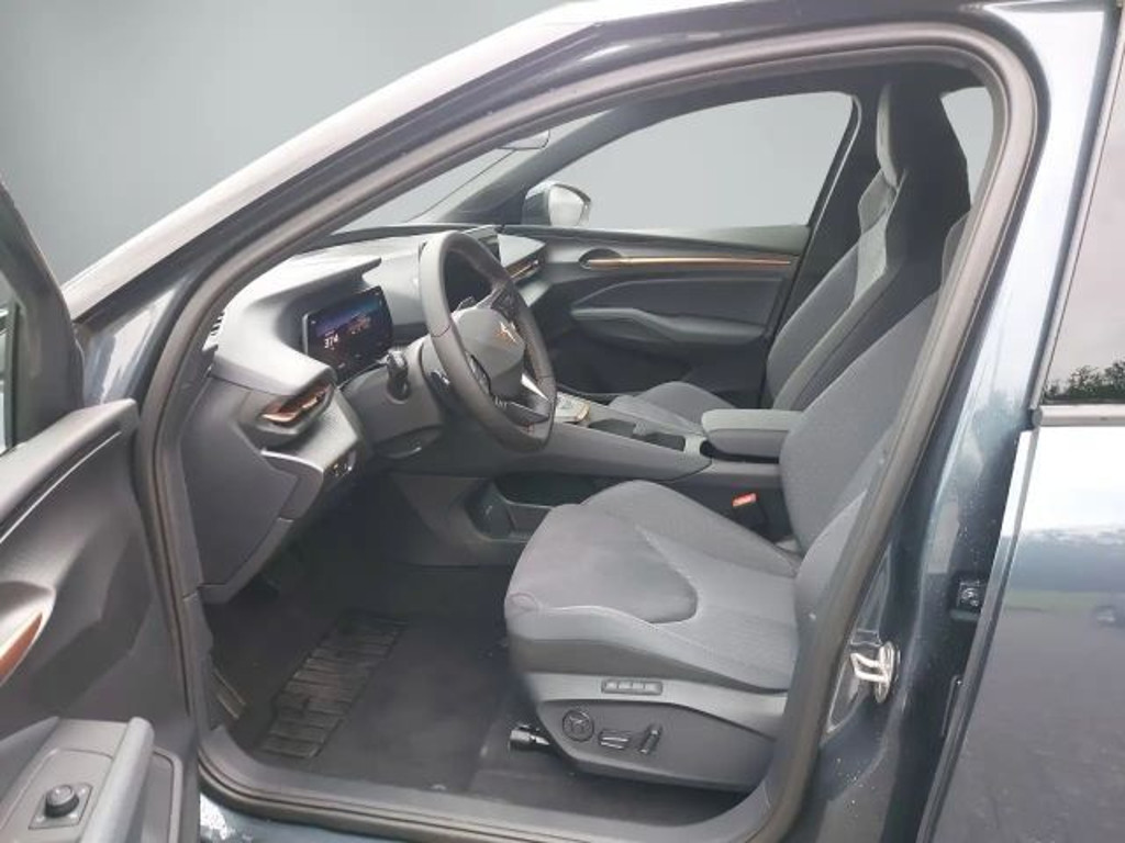 Cupra Raval