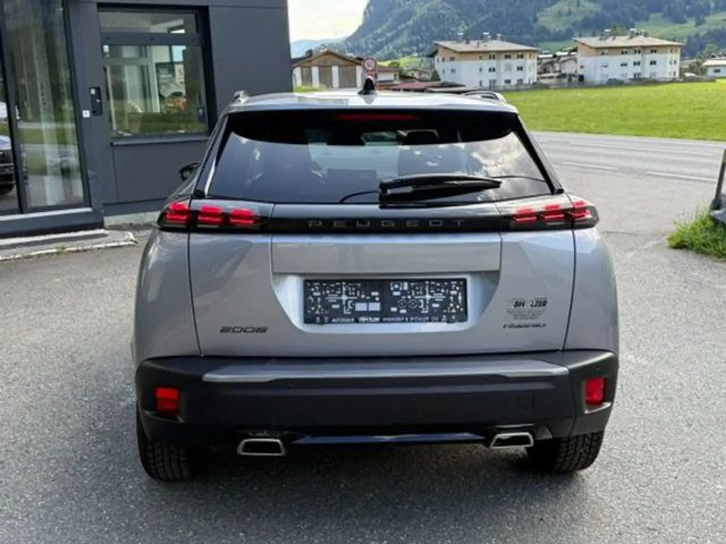 Peugeot e-2008