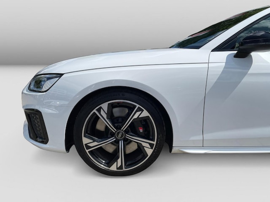 Audi S4