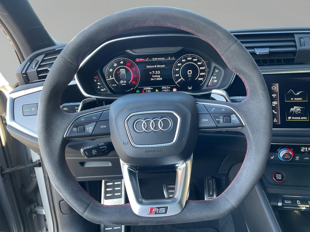 Audi RS Q3