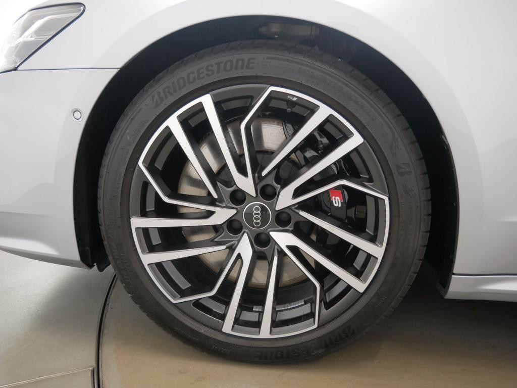 Audi S7