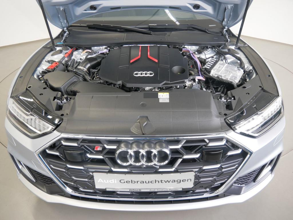 Audi S7