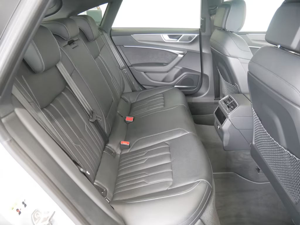 Audi S7
