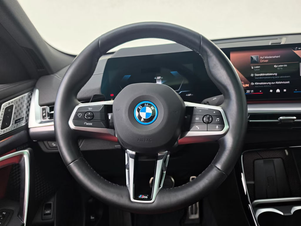 BMW iX2