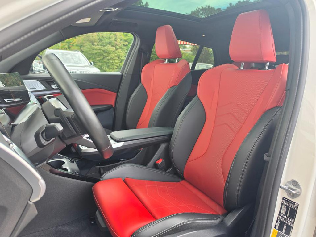 BMW iX2