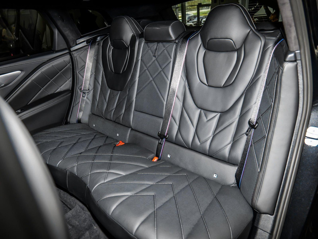 BMW XM
