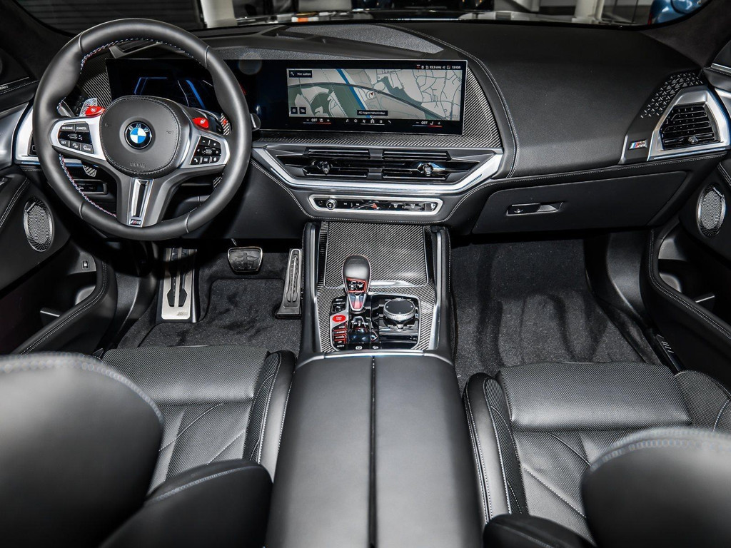 BMW XM