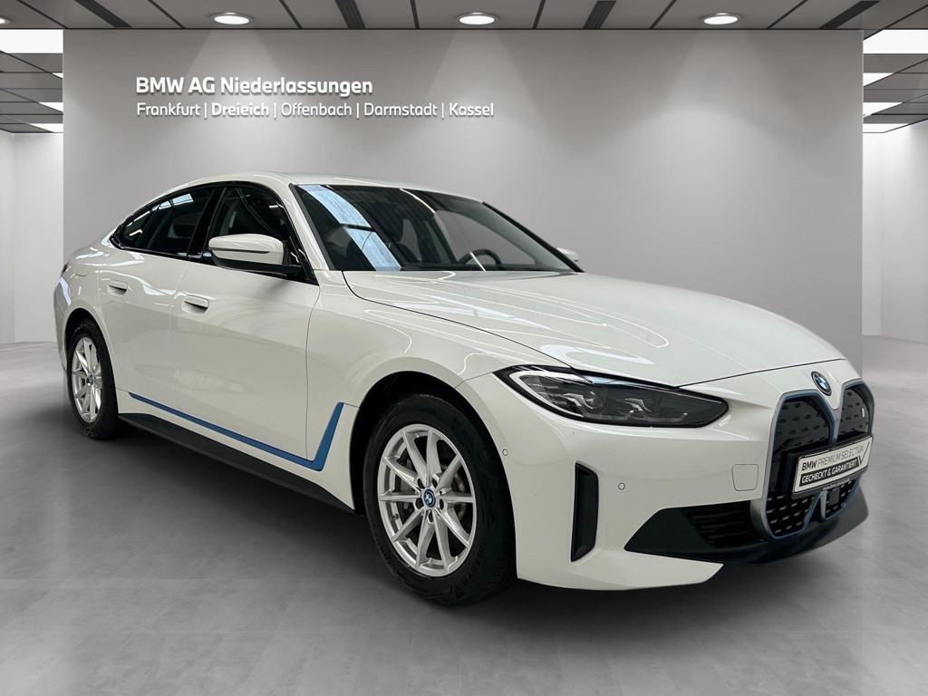 BMW i4