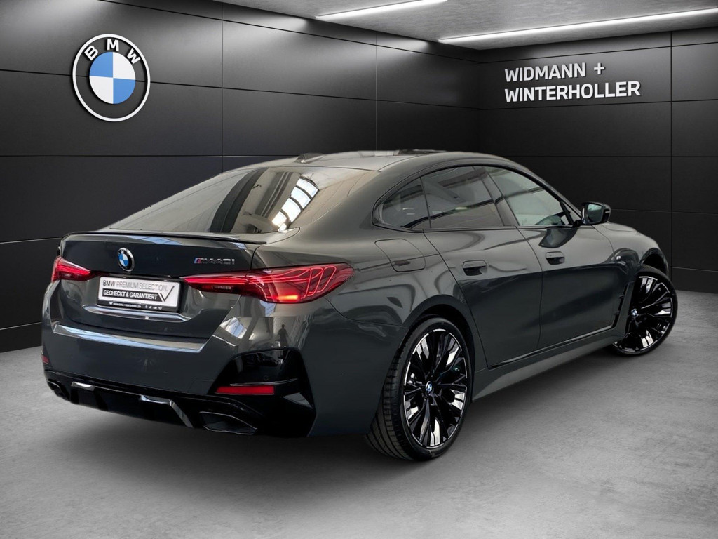 BMW M440