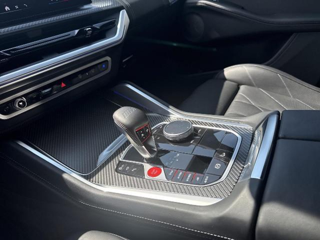 BMW XM