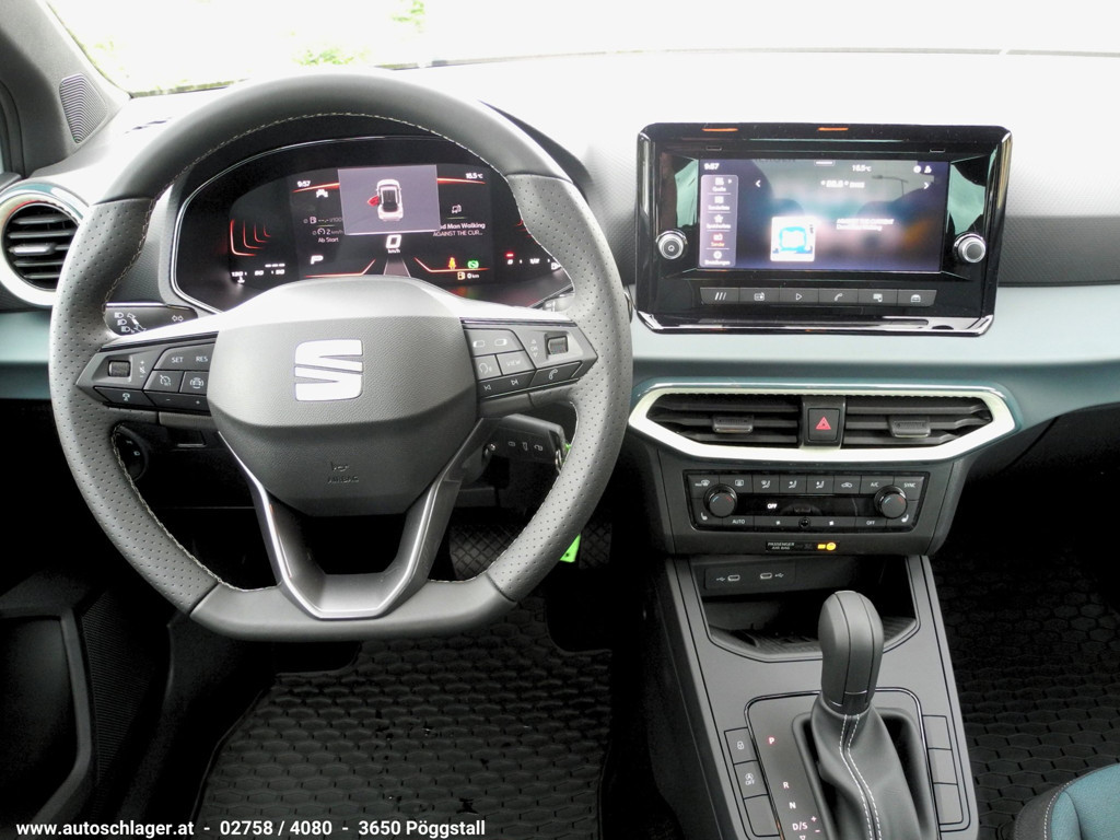 Seat Arona