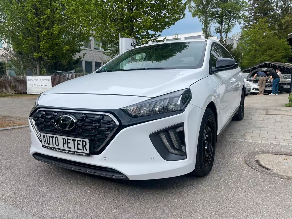 Hyundai Ioniq Style Hybrid Plug-in