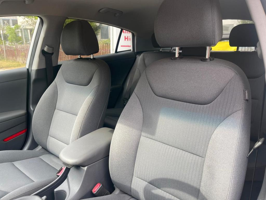 Hyundai Ioniq
