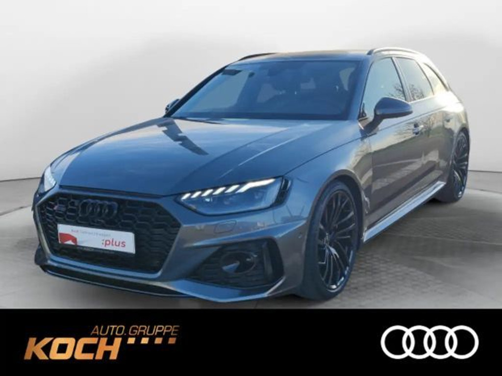 Audi RS4 Quattro S-Tronic