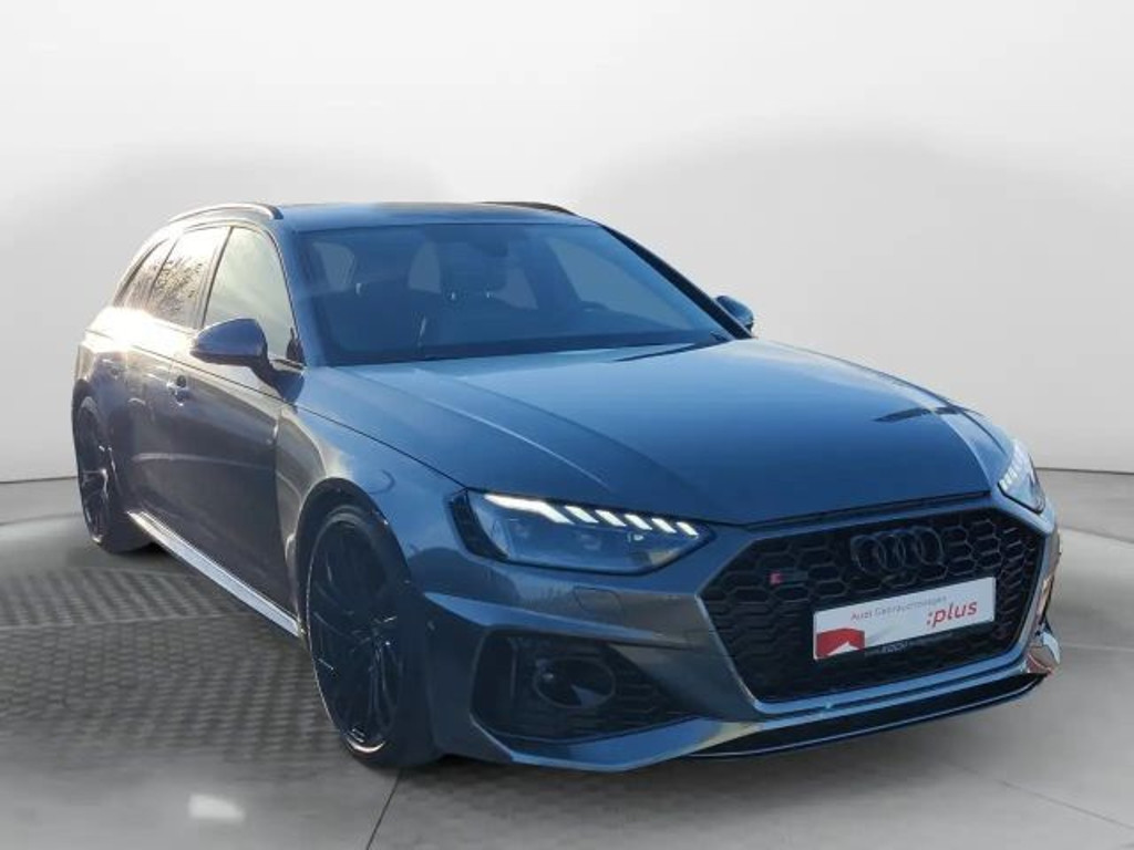 Audi RS4
